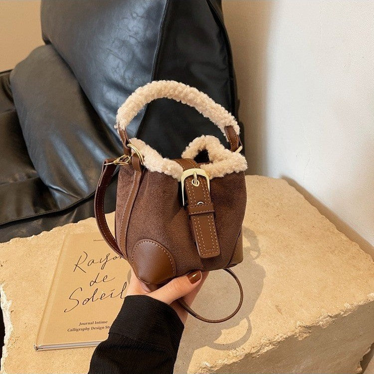 Sacs à bandoulière pour femmes, sac à épaule, sac rétro décontracté en peluche, sacs polyvalents en peluche, sacs à main et sacs à main pour femmes.