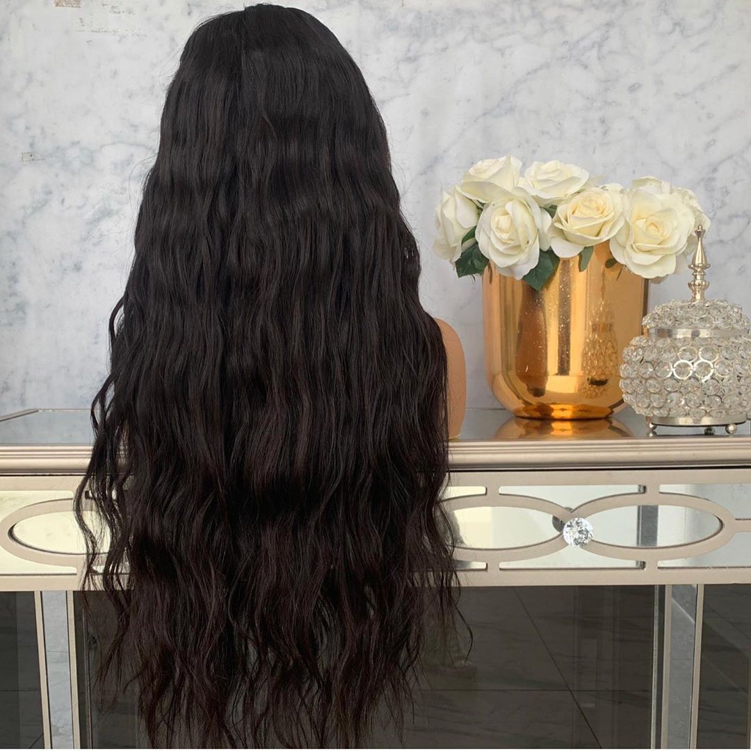 Perruque de cheveux longs bouclés noirs à grosses vagues partielles pour femmes