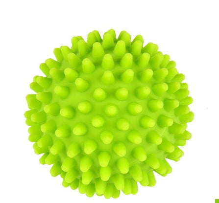 Balle de massage à épines dures tenant une main, balle d'entraînement tactile, balle de massage d'acupression en PVC, balle de yoga