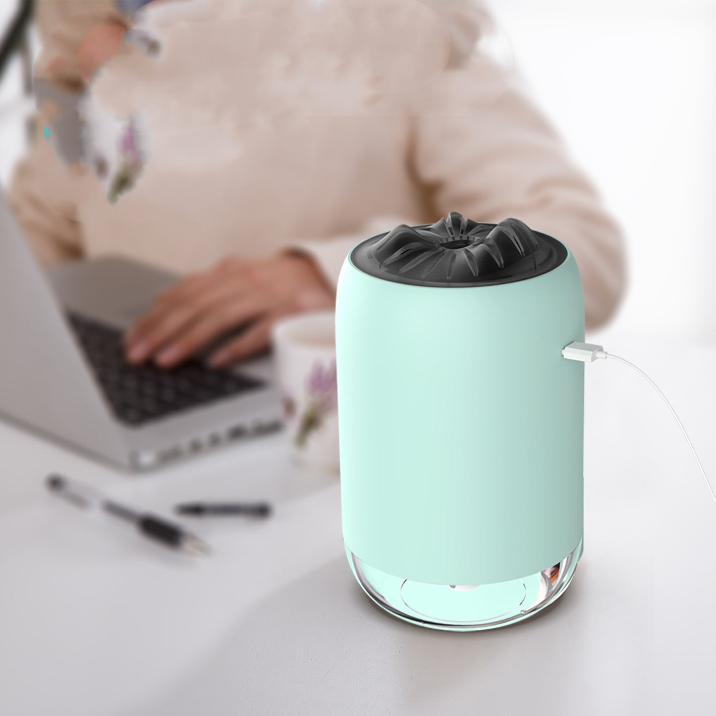 Humidificateur à flamme magique, atomiseur pour voiture et maison, mini diffuseur d'arômes, fournitures de bureau à domicile.
