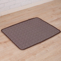 Coussin de refroidissement en soie pour animaux de compagnie