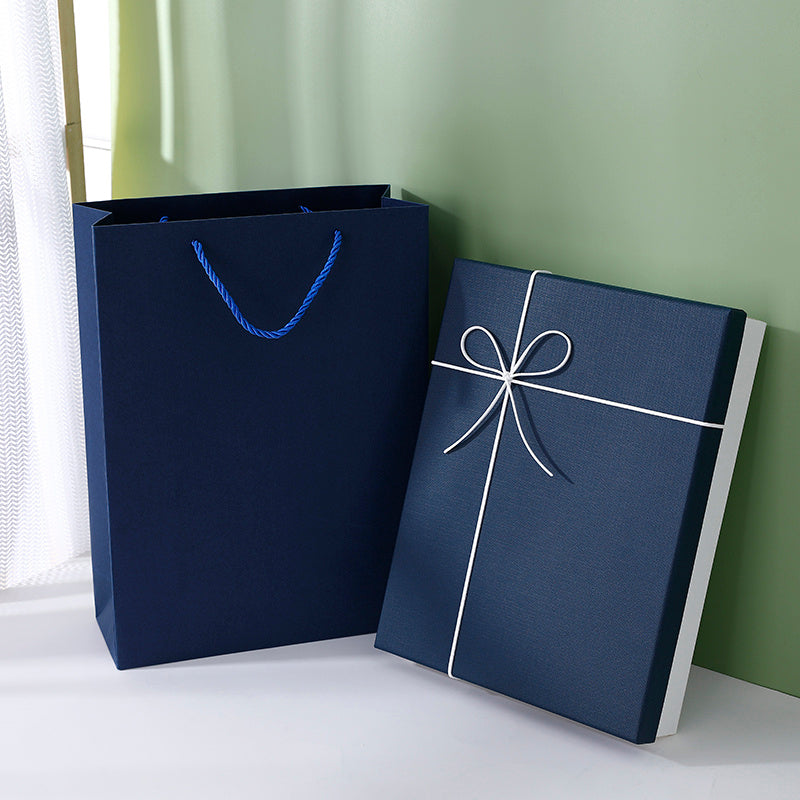 Grande boîte cadeau, boîte vide, boîte d'emballage bleue simple, boîte cadeau d'anniversaire exquise, boîte cadeau rectangulaire, personnalisée