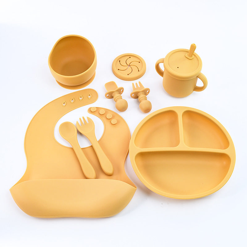 Assiette en silicone pour enfants, convenant aux ménages.
