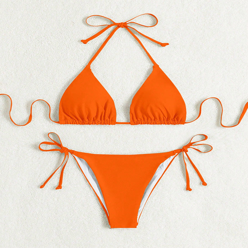 Couleur pure du maillot de bain du bikini licou à lien