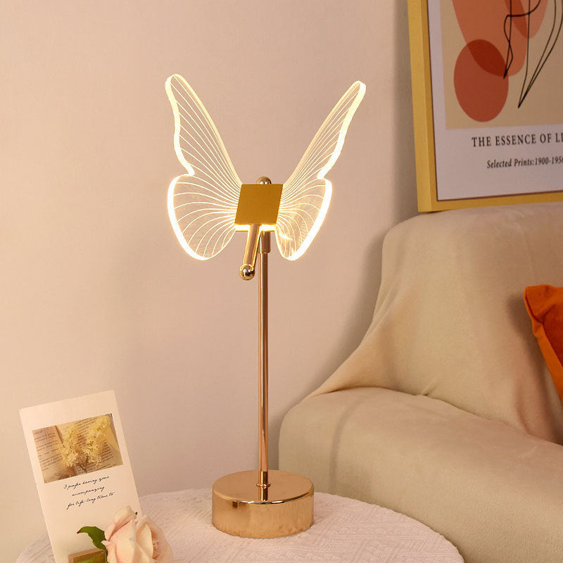 Lampe de table décorée de fleurs pour la chambre à coucher, c'est chaleureux