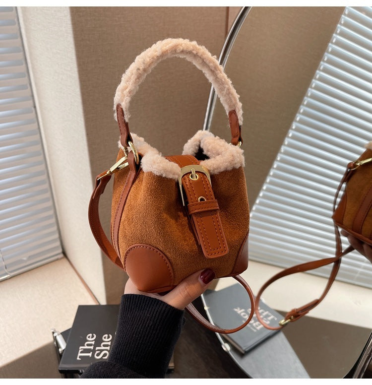 Sacs à bandoulière pour femmes, sac à épaule, sac rétro décontracté en peluche, sacs polyvalents en peluche, sacs à main et sacs à main pour femmes.
