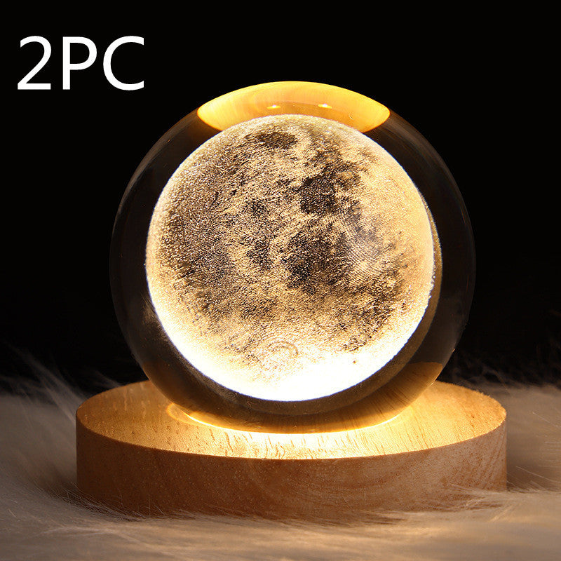 Ciel étoilé lumineux et planètes, lune, boule de cristal, petite lampe de nuit, projection d'ambiance, lumière, cadeau créatif, nouveau cadeau étrange.