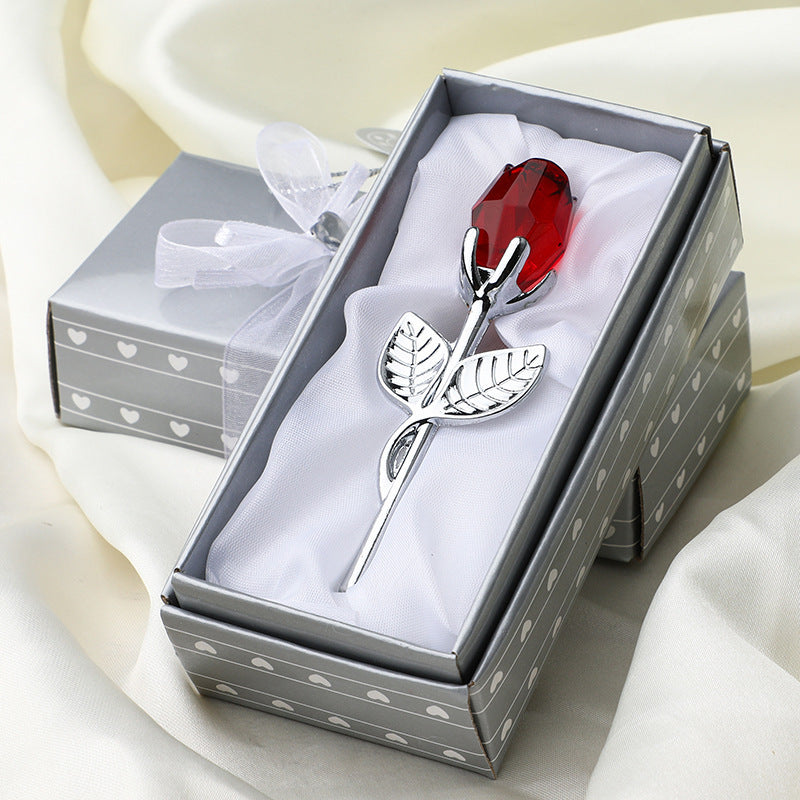 Nouvelles décorations de roses en cristal et métal pour la Saint-Valentin