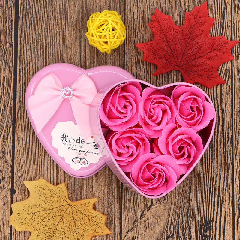Coffret cadeau fleur de savon Cadeau Saint Valentin Fête des Mères Cadeaux créatifs Ours Fleur Rose Boîte en fer blanc en forme de cœur