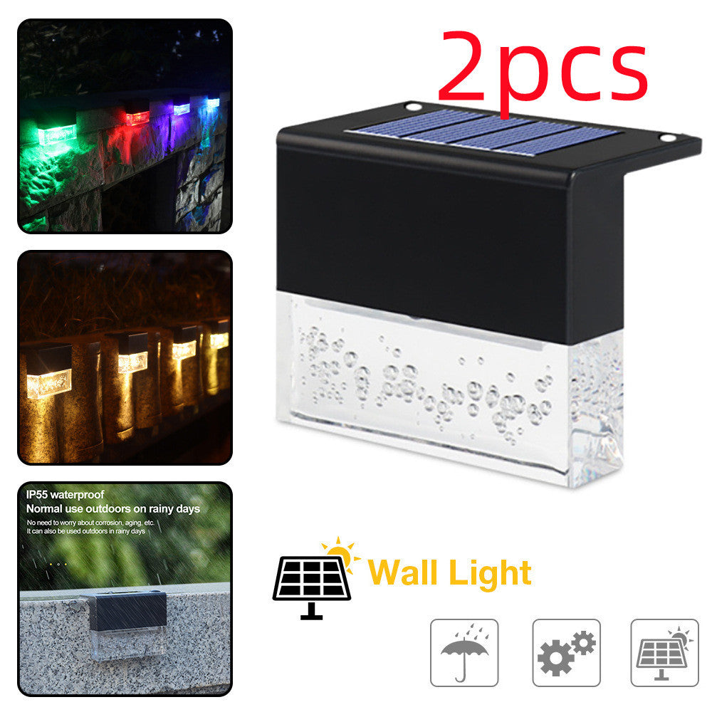 Lumière solaire LED RGB étanche pour les marches et les clôtures.