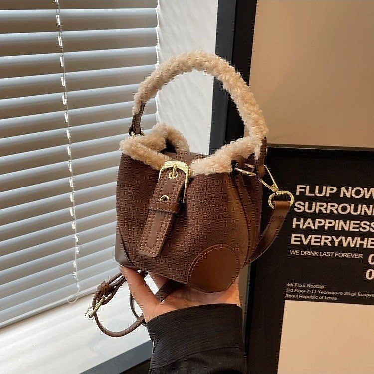 Sacs à bandoulière pour femmes, sac à épaule, sac rétro décontracté en peluche, sacs polyvalents en peluche, sacs à main et sacs à main pour femmes.
