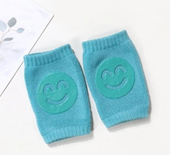 Chaussettes pour bébés d'été Terry avec genouillères