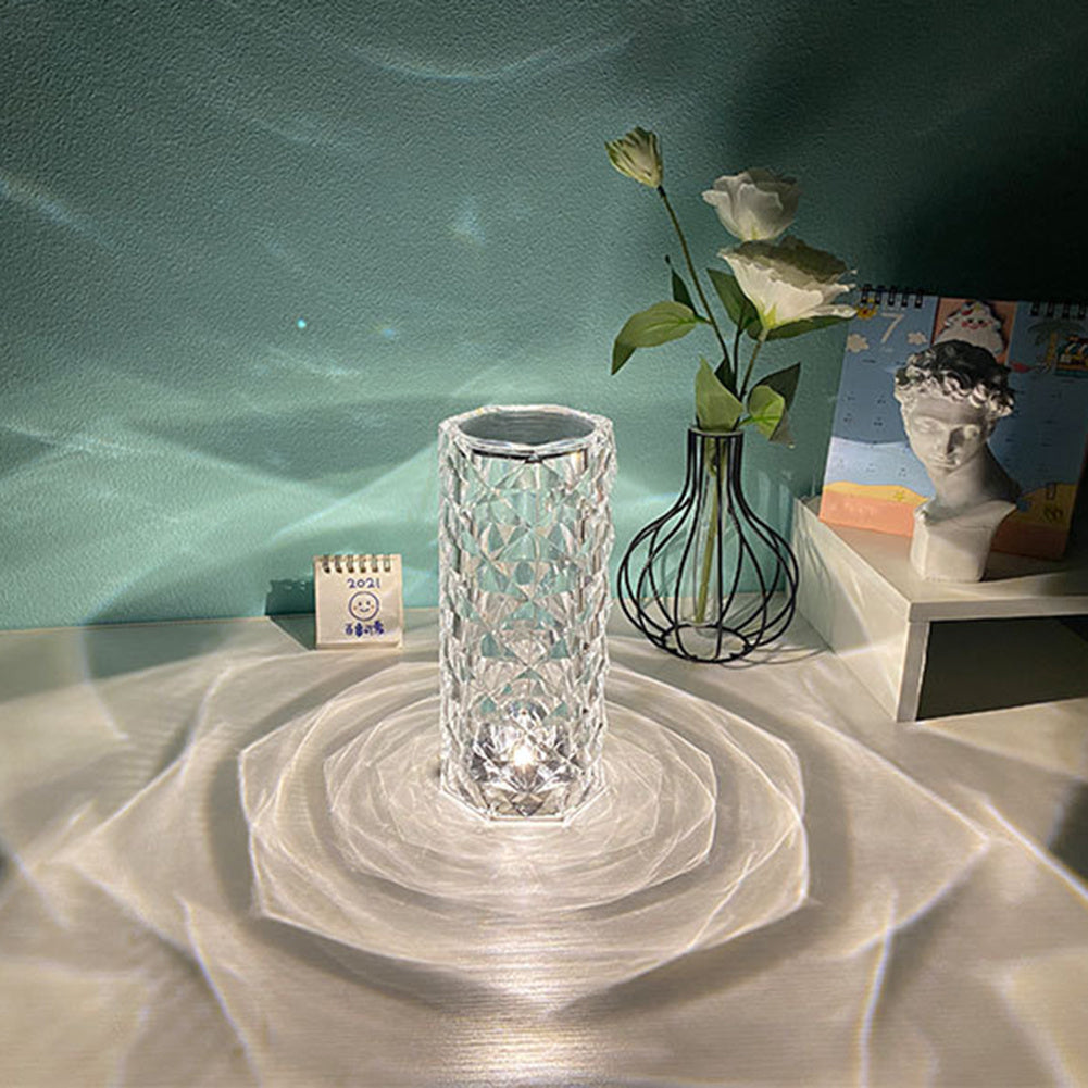 Lampe de table en cristal nordique USB, lampes de chambre, lumière d'ambiance à intensité variable, lampe de nuit en diamant, projecteur de rose, décoration.