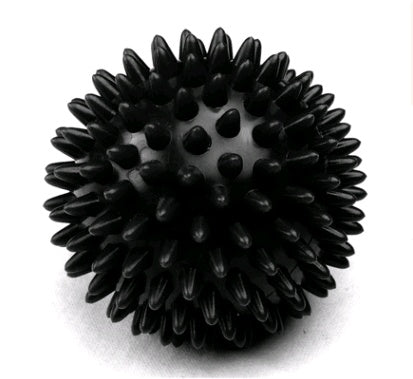 Balle de massage à épines dures tenant une main, balle d'entraînement tactile, balle de massage d'acupression en PVC, balle de yoga
