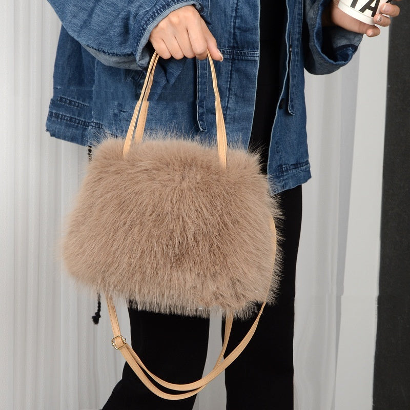 Sac à bandoulière en peluche portable, sac à main féminin.