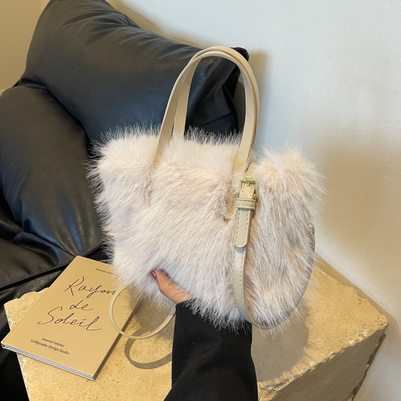 Sac à bandoulière en peluche Faux Fox à une épaule
