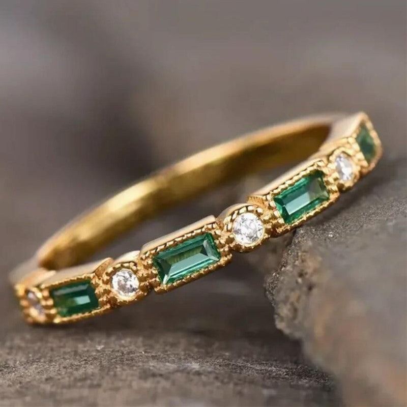 Bague en émeraude de haute qualité européenne et américaine