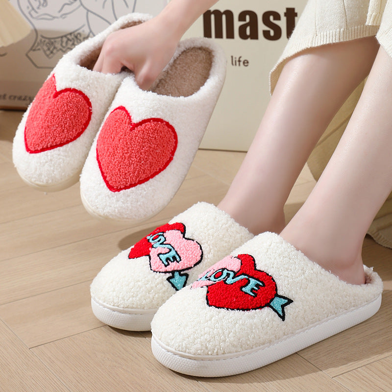 Chaussons pour femmes en peluche tendance pour la Saint-Valentin