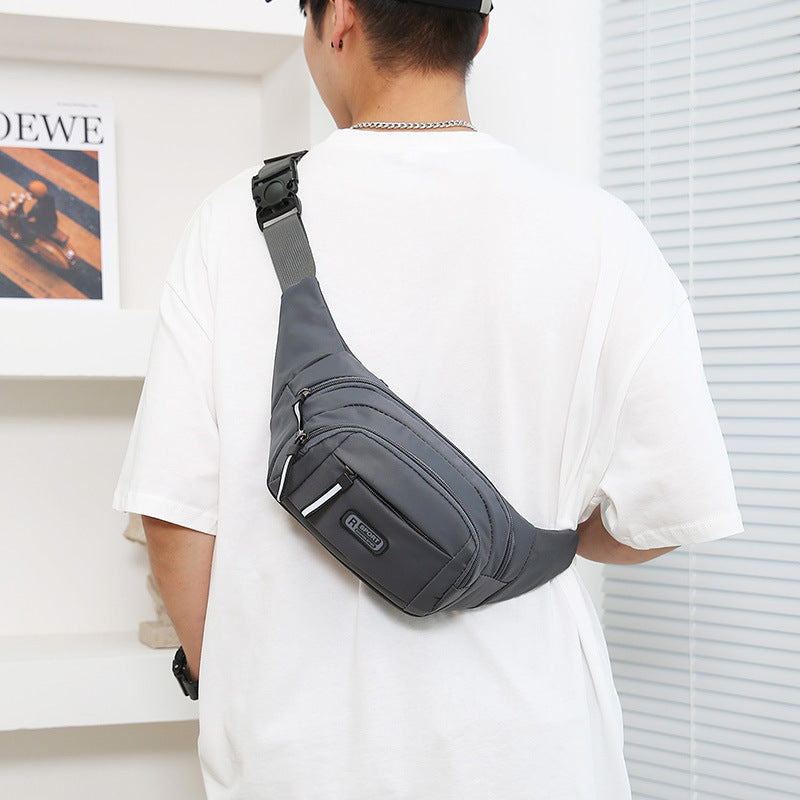 Sac à bandoulière multifonctionnel pour hommes, résistant à l'usure et étanche.