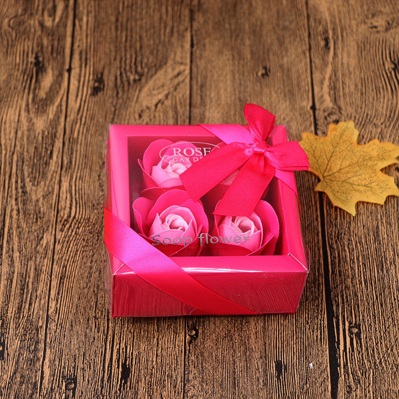 Coffret cadeau fleur de savon Cadeau Saint Valentin Fête des Mères Cadeaux créatifs Ours Fleur Rose Boîte en fer blanc en forme de cœur