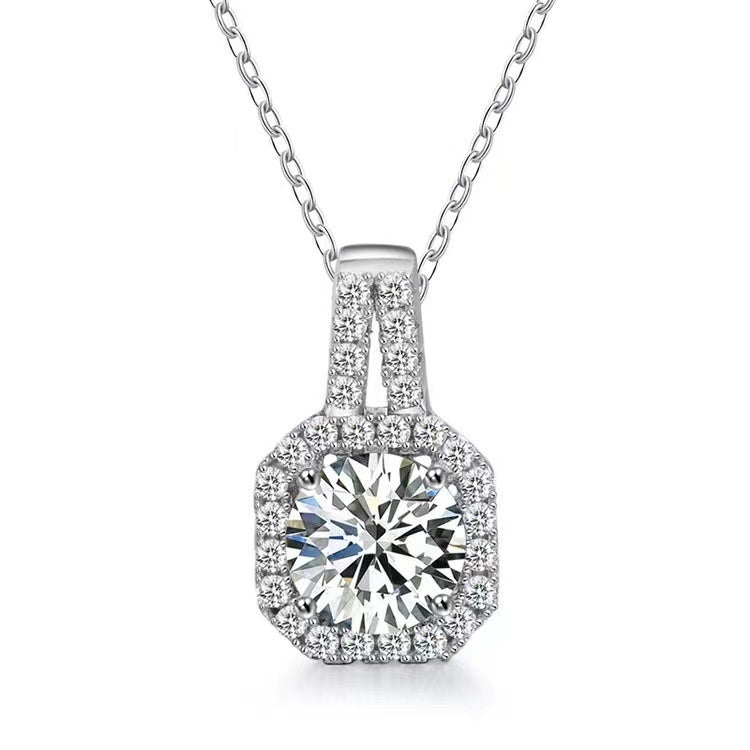 Collier en argent sterling S925 avec moissanite pour femme, niche polyvalente et de grande valeur