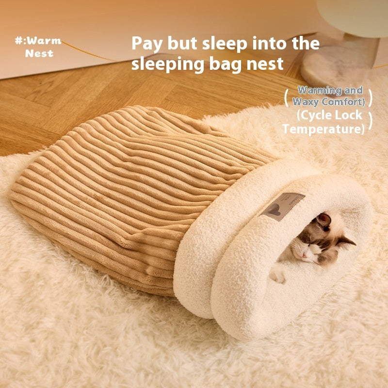 Sac de couchage pour animaux de compagnie d'hiver chaud et doux en peluche, nid semi-fermé pour chats, sac de couchage confortable pour la maison, accessoires pour lits de chats et de chiens.