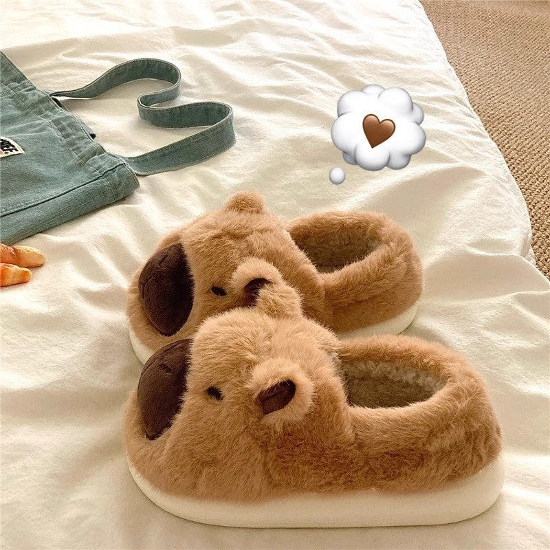 Chaussons d'extérieur en peluche mignonne à plateforme recouverte, chauds et confortables.