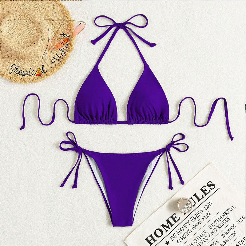 Couleur pure du maillot de bain du bikini licou à lien