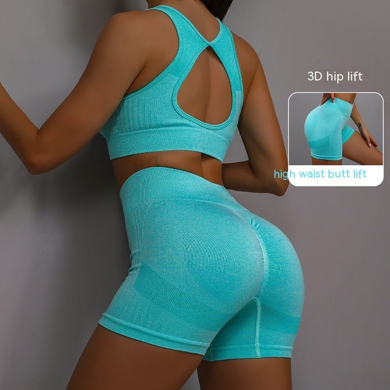 Ensemble de sport 2 pièces pour femme, short respirant rehaussant les hanches et soutien - gorge ajouré dans le dos. - KaoKao