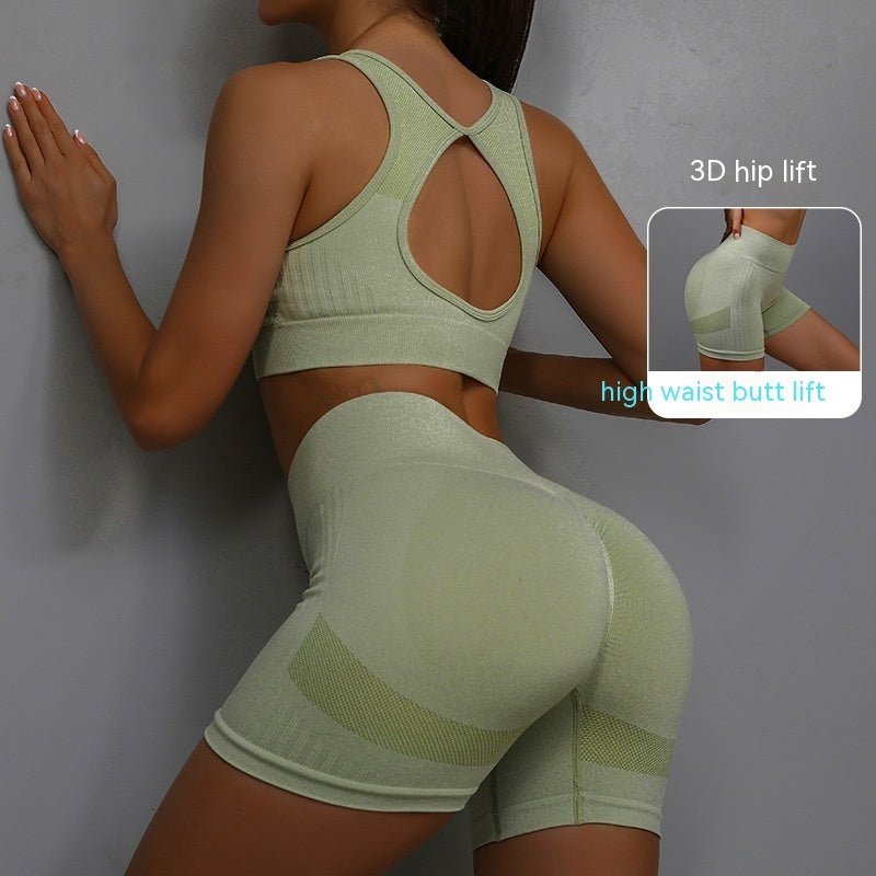 Ensemble de sport 2 pièces pour femme, short respirant rehaussant les hanches et soutien - gorge ajouré dans le dos. - KaoKao