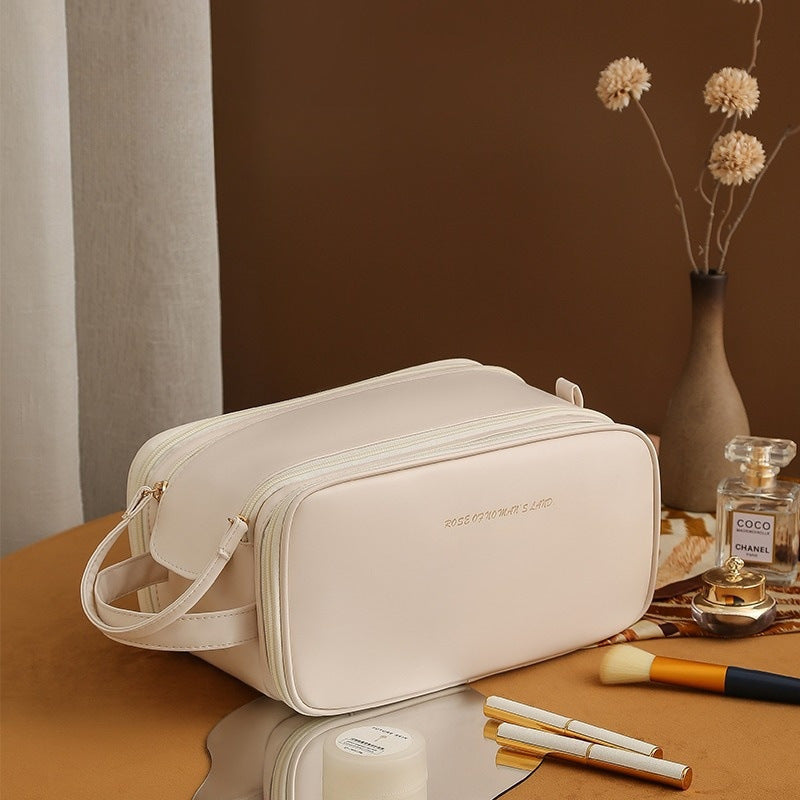 Trousse de maquillage à trois couches à double fermeture éclair en forme de U, trousse de maquillage tendance de grande capacité, sac de rangement portable en cuir PU pour produits de soins de la peau