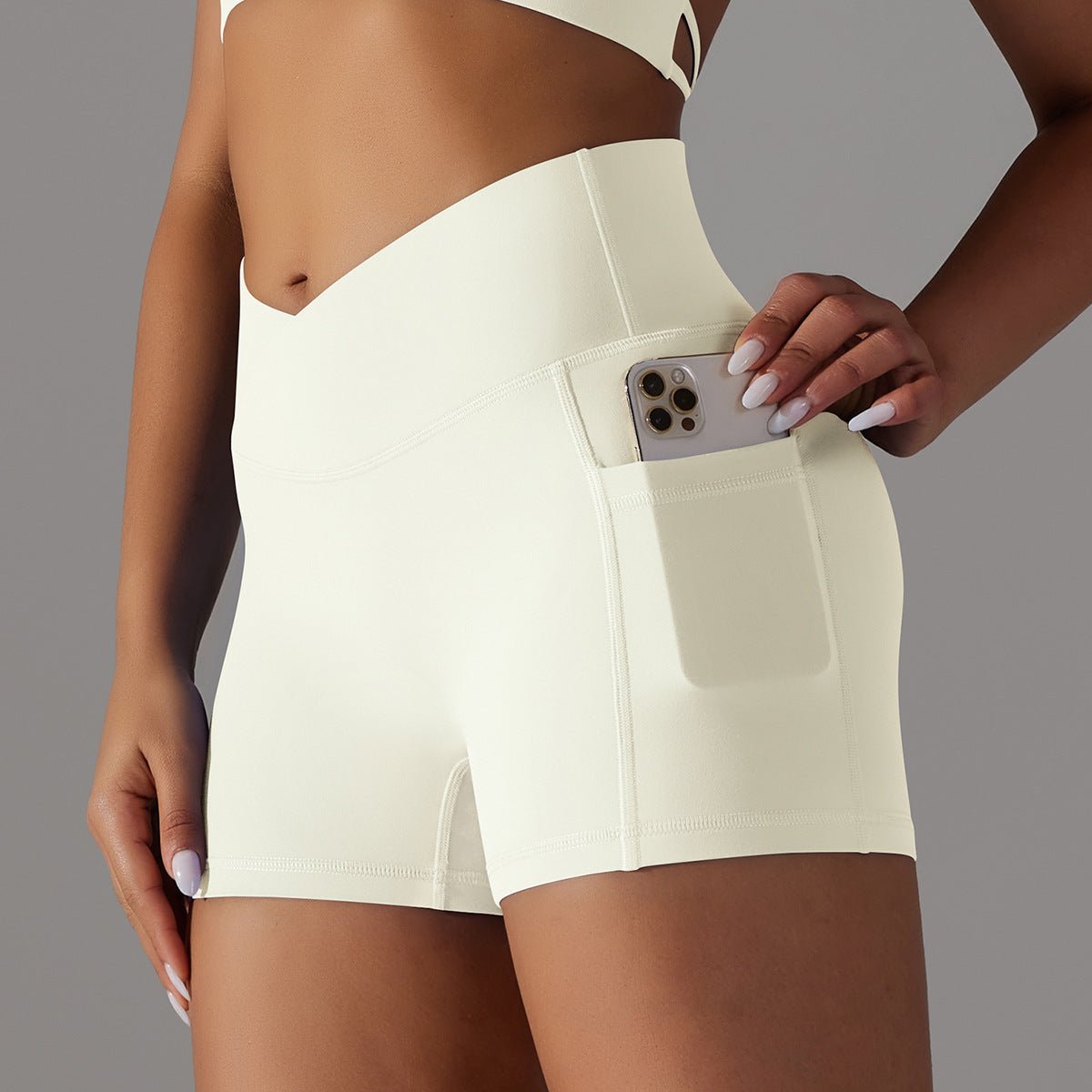 Short de yoga avec poche pour téléphone, pantalon de sport et de fitness pour femmes - KaoKao
