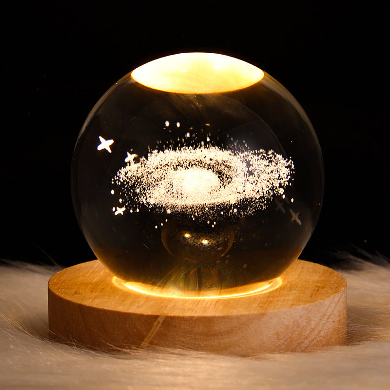 Ciel étoilé lumineux et planètes, lune, boule de cristal, petite lampe de nuit, projection d'ambiance, lumière, cadeau créatif, nouveau cadeau étrange.
