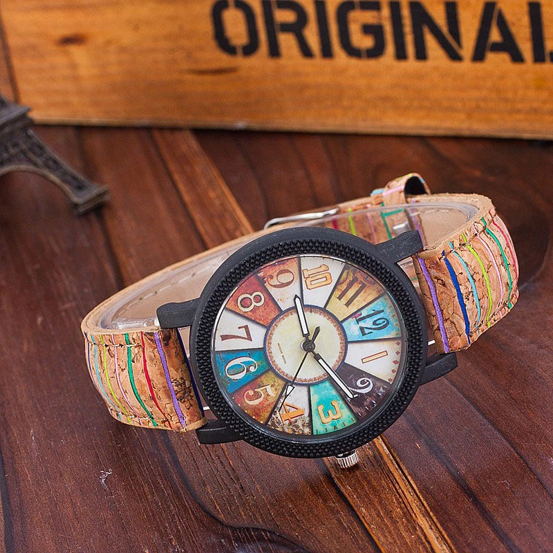 Montre-bracelet à quartz décontractée en cuir vintage pour femme