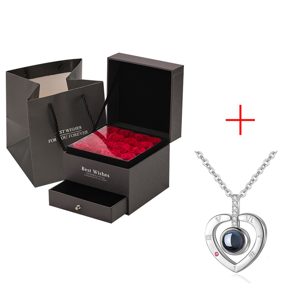 Coffret cadeau collier rose, cadeau parfait pour la Saint-Valentin.