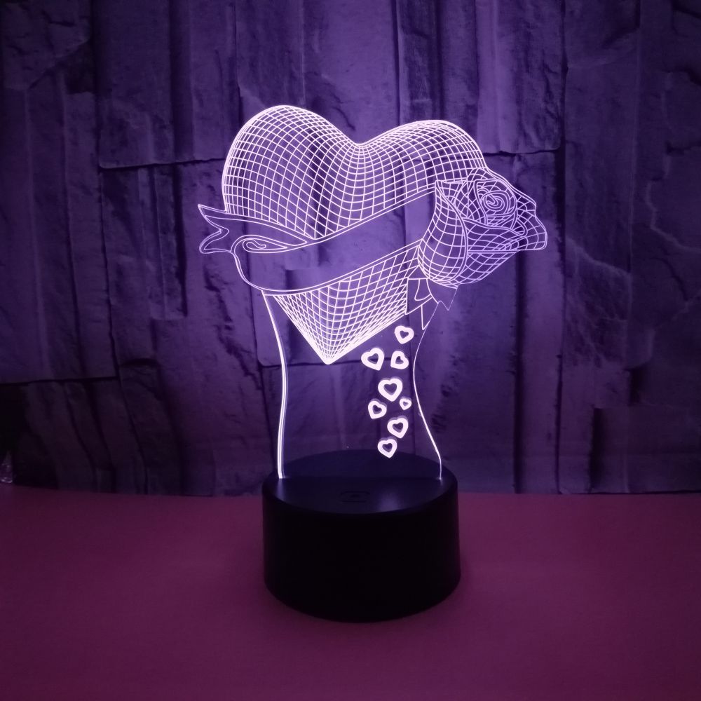 Lampe de table à illusion d'optique à effet 3D avec cœur aimanté et rose