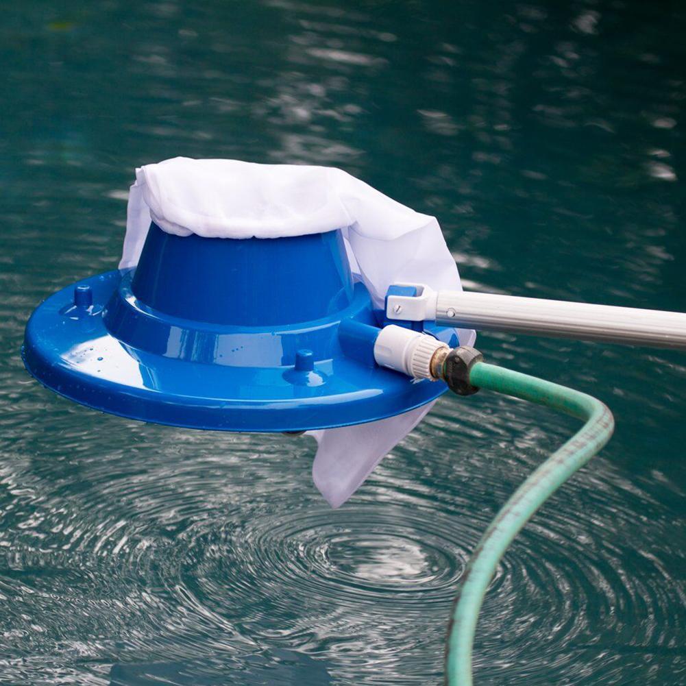 Tête d'aspiration de piscine pour collecter et nettoyer les feuilles au fond de la piscine