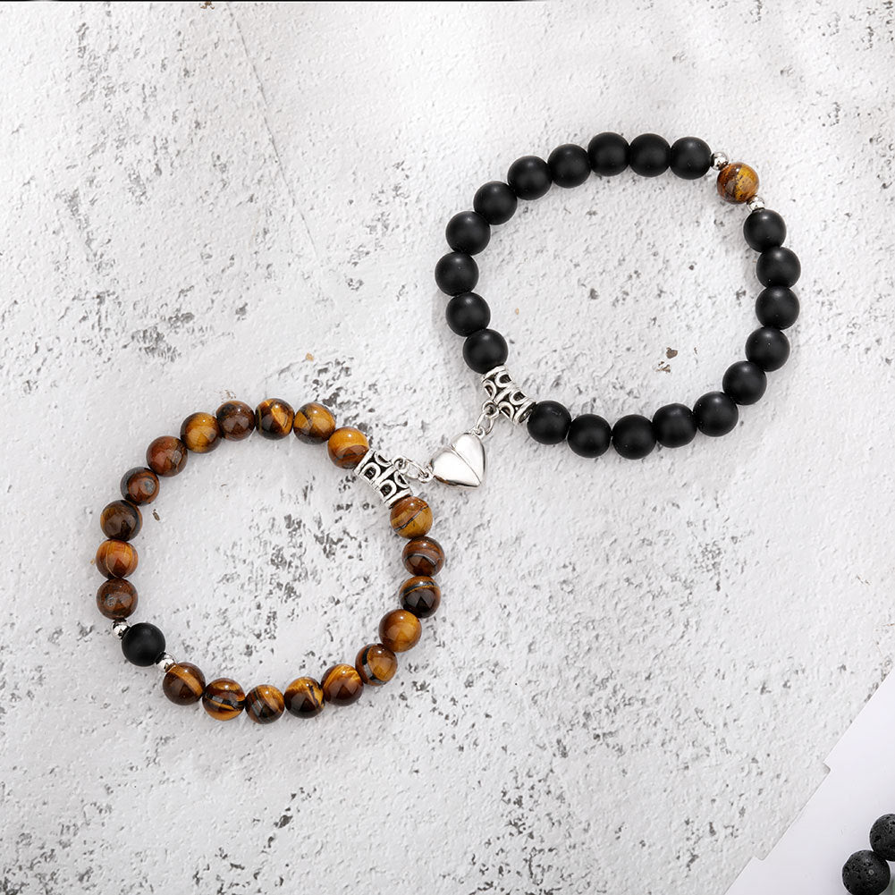 Un bracelet couple magnétique pour femmes, pendentif en forme de cœur, bracelet en pierre naturelle, cadeau de la Saint-Valentin pour hommes.