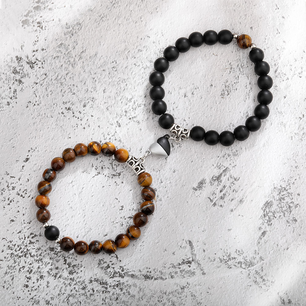 Un bracelet couple magnétique pour femmes, pendentif en forme de cœur, bracelet en pierre naturelle, cadeau de la Saint-Valentin pour hommes.