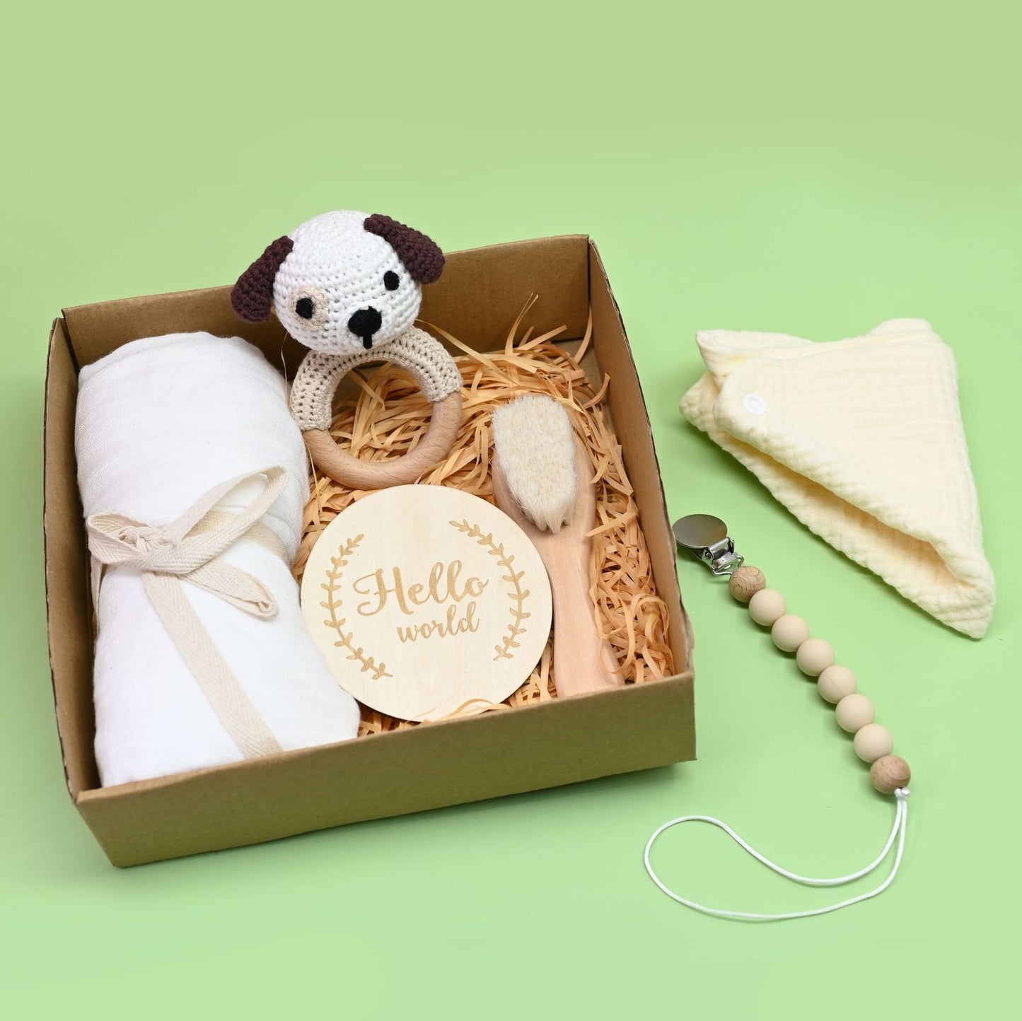 Coffret cadeau en bois de hochet pour bébé, convient aux nouveau-nés et aux bébés d'un mois.