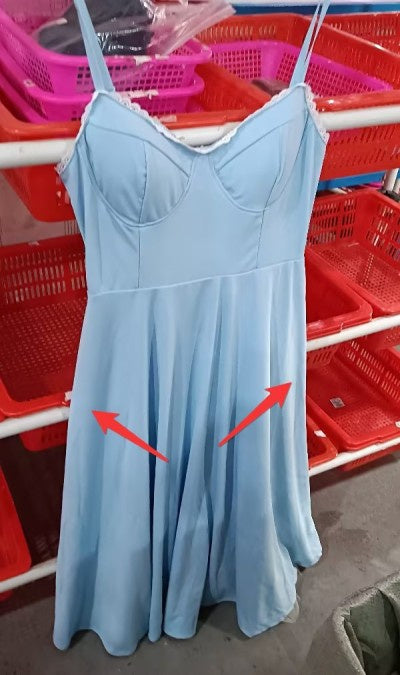 Robe longue à manches sans épaules avec décolleté en V pour femmes