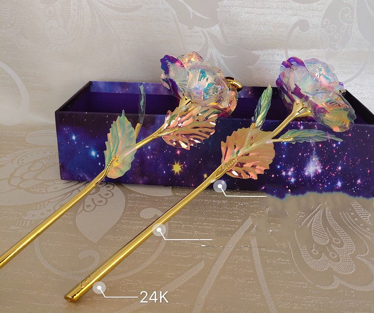 Ensemble de fleurs roses en or 24 carats de couleur lumineuse