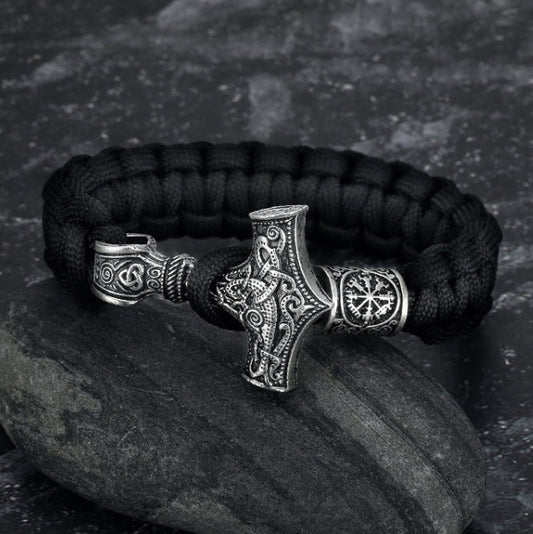 Bracelet Mjolnir en paracorde fabriqué par Asgard