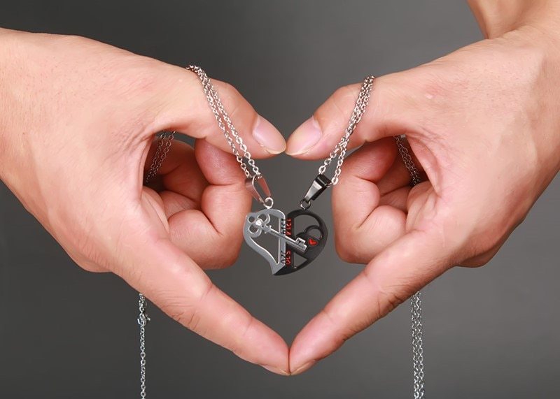 Ensemble de colliers avec pendentif Love pour amoureux, cadeaux de Saint-Valentin, collier à chaîne en acier inoxydable