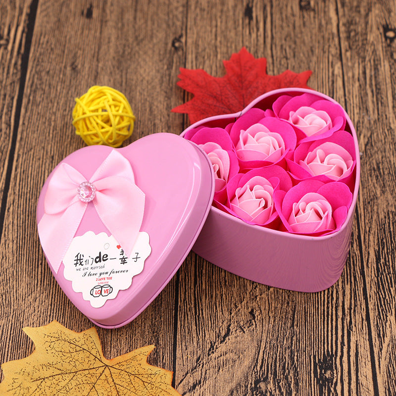 Coffret cadeau fleur de savon Cadeau Saint Valentin Fête des Mères Cadeaux créatifs Ours Fleur Rose Boîte en fer blanc en forme de cœur