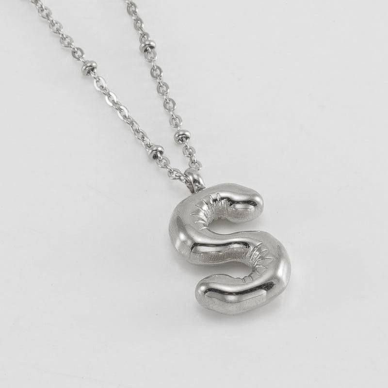 Collier avec pendentif lettre bulle tendance pour femme