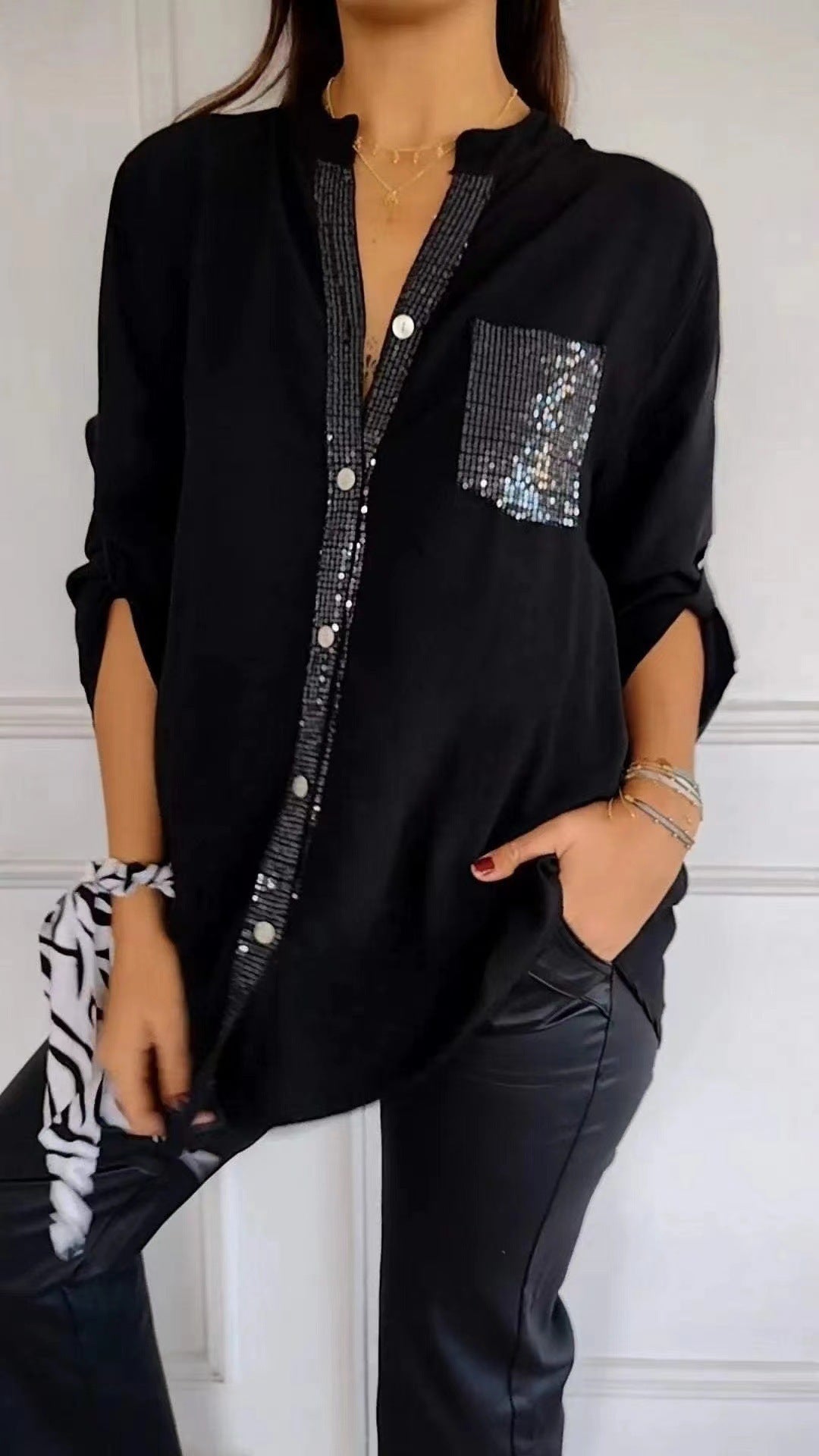 Chemise à manches longues décontractée avec design de poche en sequins, haut de mode pour femmes, vêtement de commutation.