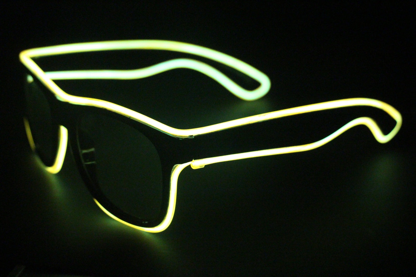 Lunettes LED clignotantes à 7 couleurs avec fil EL, éclairage décoratif de fête, cadeau classique, lumière vive, cadeau de festival