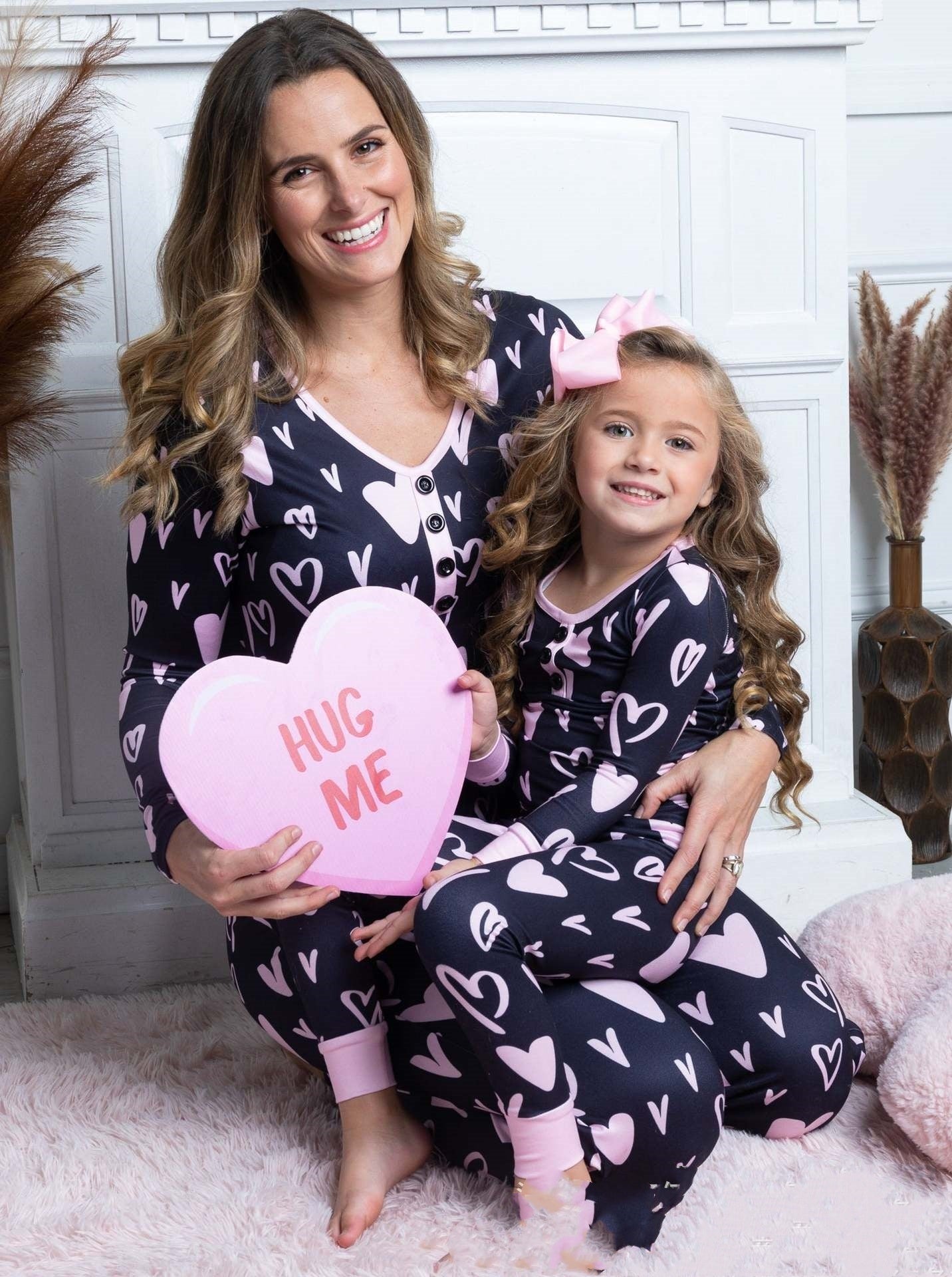 Vêtements de beauté Pyjamas de loisirs avec impression de cœur pour la Saint-Valentin Ensemble parent-enfant