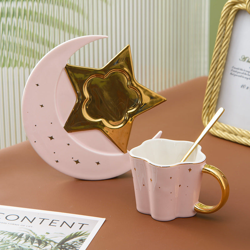 Tasse créative en céramique avec soucoupe en forme d'étoile et de lune